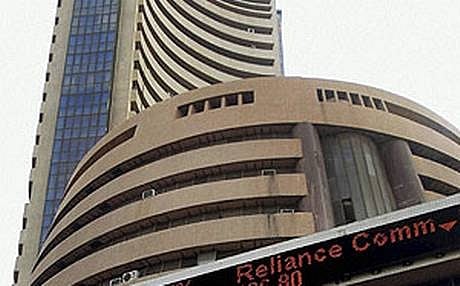 Sensex closes 135 points down as metals, auto stocks plummet
