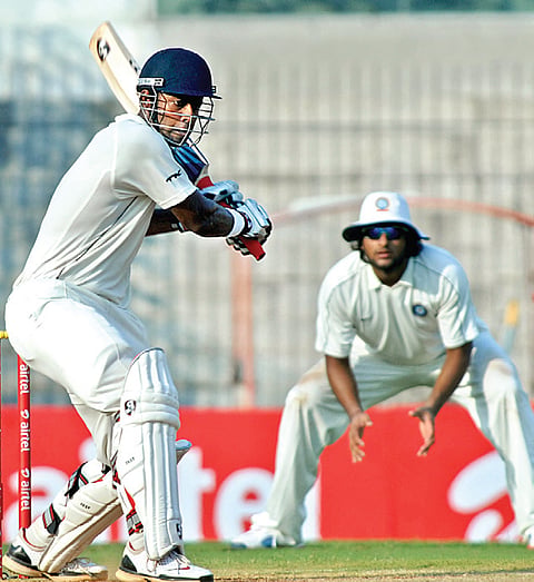 Iresh Saxena pegs back Central