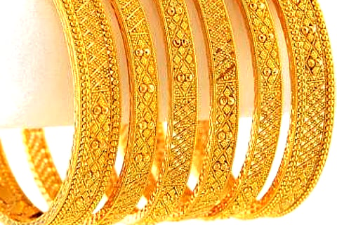 ‘Centre will introduce mandatory gold hallmarking’