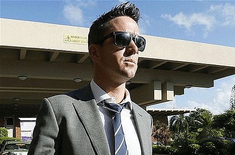 England gamble in trusting Dumbslog Millionaire Kevin Pietersen