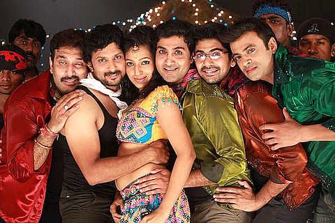 'Yaarukku Theriyum' (Tamil)