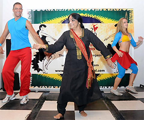 Kathak exponent Uma Sharma and Latino dancers Fernanda Dias and Serginho perform kathak-salsa. (IANS: Photo)
