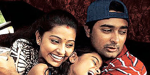 And the best film award goes to Achchamundu!
