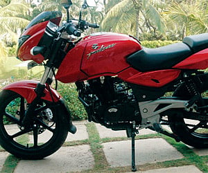 New Bajaj Pulsar 180 DTSi