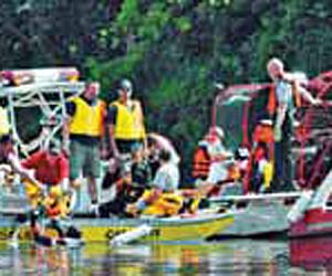 Rescue efforts on the Mohawk River