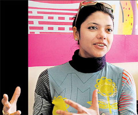 Shaan se, Sagarika
