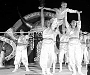 Artistes from the State and outside performing on the concluding day of Malyabanta Mahotsav-2009
