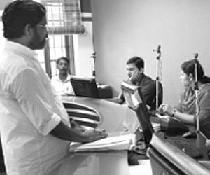 A visitor being received at a Visitors’ Facilitation Centre.
