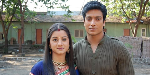 Kapil Nirmal: Sampurn Pix