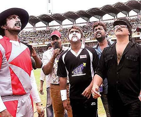 Players in action at Dr Rajkumar Cup Cricket tournament (Pic: Nagesh Polali)