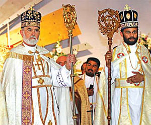 New Shepherds: The newly-consecrated bishops with international head of the Church of the East Moran Mar Dinkha-IV, in Thrissur on Sunday.