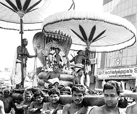 Varadarajaperumal procession in Kanchi abandoned