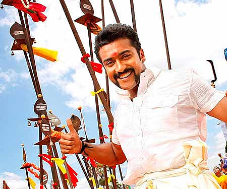 Suriya in 'Singam' (Pic: Sampurn Pix)