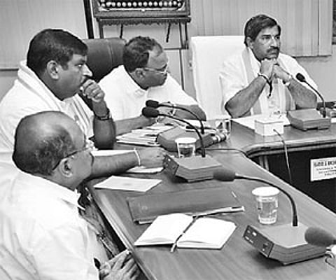 TTD executive officer LV Subramanyam meeting with Archaeological Survey of India officials in Tirumala on Wednesday. | Express Photo