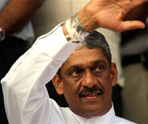 Fonseka lodges fraud case against Rajapaksa