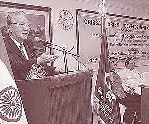 GCS Ambassador to United Nations Hong Ki-Kim speaking on the development of Buddhist Tourism ties between South Korea and Orissa, in Bhubaneswar on T