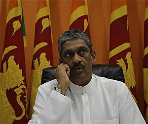 Sri Lankan presidential candidate and ex-army chief Sarath Fonseka (AP)