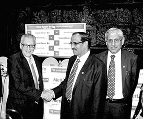 K R Kamath, CMD, PNB with William J Toppeta, President International of MetLife at PNB’s recent board meet. Rakesh Sethi and Usha Ananthasubramanian.