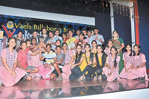 A cascade of fun at Kalakriti 2012