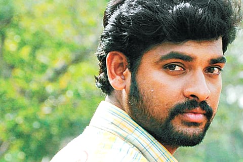 Ezhil ropes in Vimal for new laugh-riot