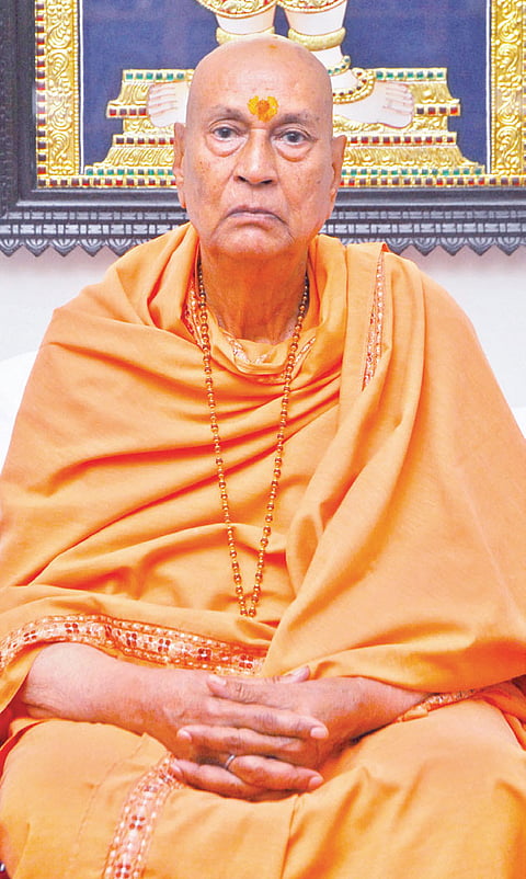 Swami Satyamitranand Giri to expand his service to society