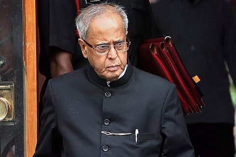 India needs army of committed and idealistic people: Pranab