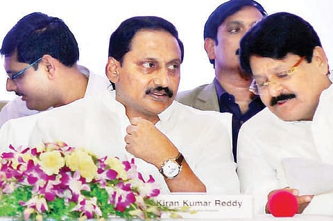 Sarve, Naik get Eashwari Bai award