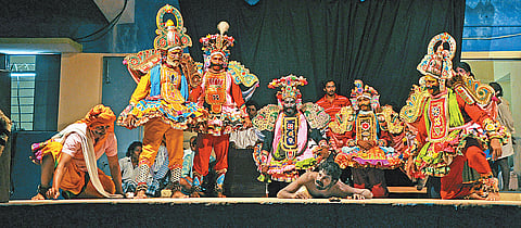 Telling tales through ‘Therukkoothu’