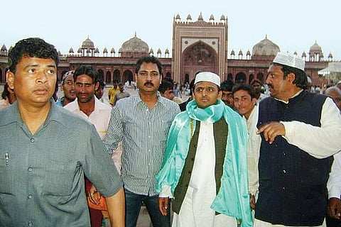 Angry Muslims armtwist Akhilesh and Mulayam