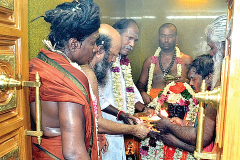 CM consecrates temple to his mentor