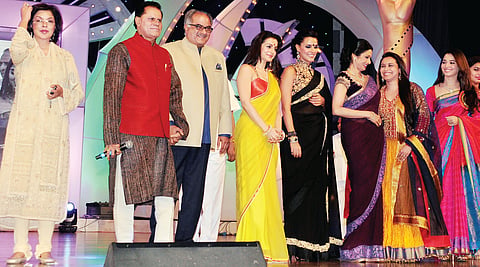 Stars outshine each other at TSR Film Awards event