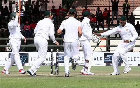 Zimbabwe beats Bangladesh by 335 runs in 1st test