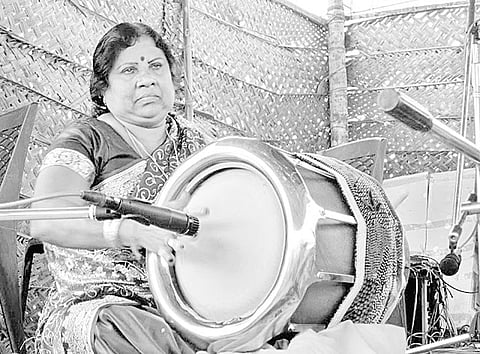 Lanka’s woman Thavil players fading away