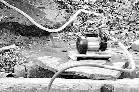 Illegal drawal of water: 17 motors seized