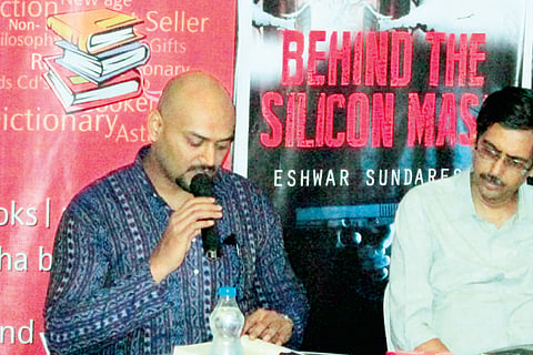Unmasking the author