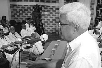 No plan for Third Front: Prakash Karat
