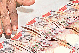 At T Nagar outlet, duo caught with counterfeit notes