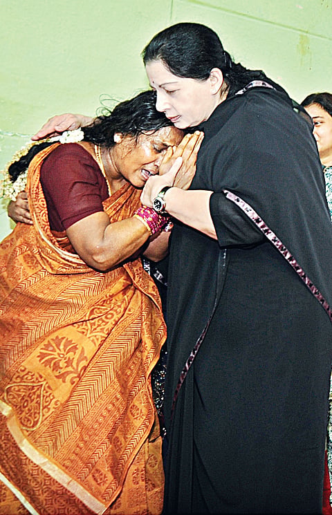 AIADMK MLA dead, Jayalalithaa calls him model of loyalty