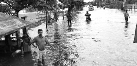 Floods disrupt traffic on AC Road