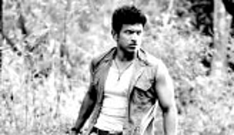 Madesh to direct Dookudu remake
