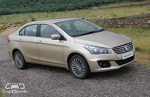 A new entrant by the largest carmaker of India, Maruti Suzuki Ciaz ranges between INR.6.9 lac to INR.10 lac | Cardheko.com