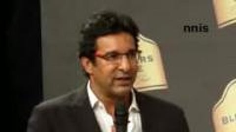Akram Offers to Help Pakistan, But With a Rider