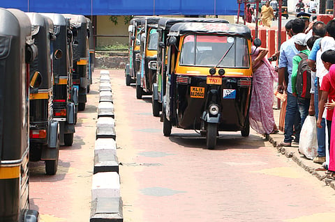 Now, English-speaking Auto Drivers