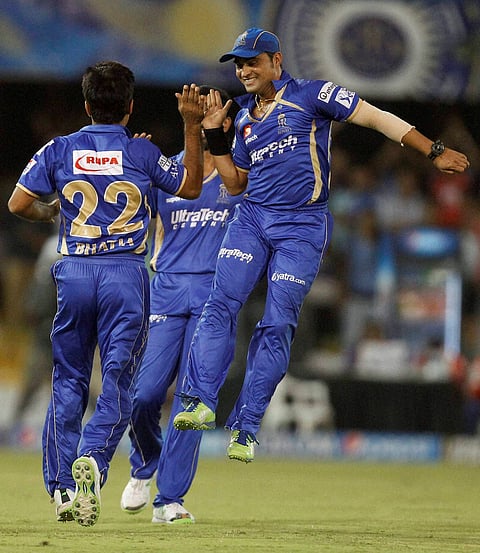 Royal Show Sinks Sloppy Delhi