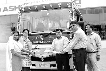 Leyland Dealer Delivers 1st MiTR Bus in T-state