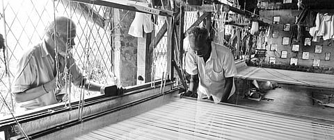 Handloom Industry in Palakkad District Weaves Losses, Faces an Uncertain Future