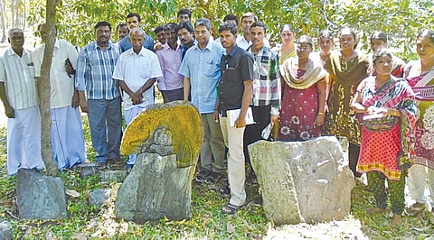 Hero Stones Belonging to Pallava Era Found Near Tirupattur
