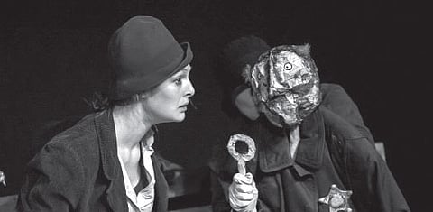 Mime-Puppet Show