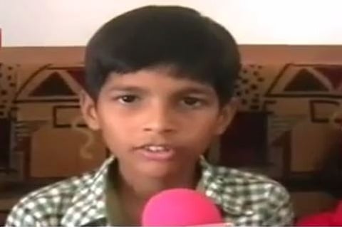 Abhijit Gupta, the boy who claims to have captured UFO in his smartphone camera | Snip from the video