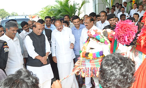 Swarna Bharat Trust to Strive for Progress of Women, Rural Folk